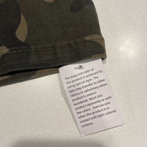 NWT Altar’d State Women’s Camo Jacket Size XS - Picture 8 of 9